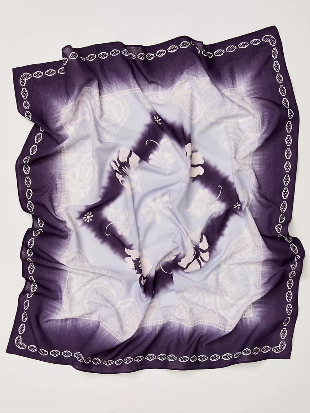NWOT FREE PEOPLE SWEETHEART BANDANA SCARF